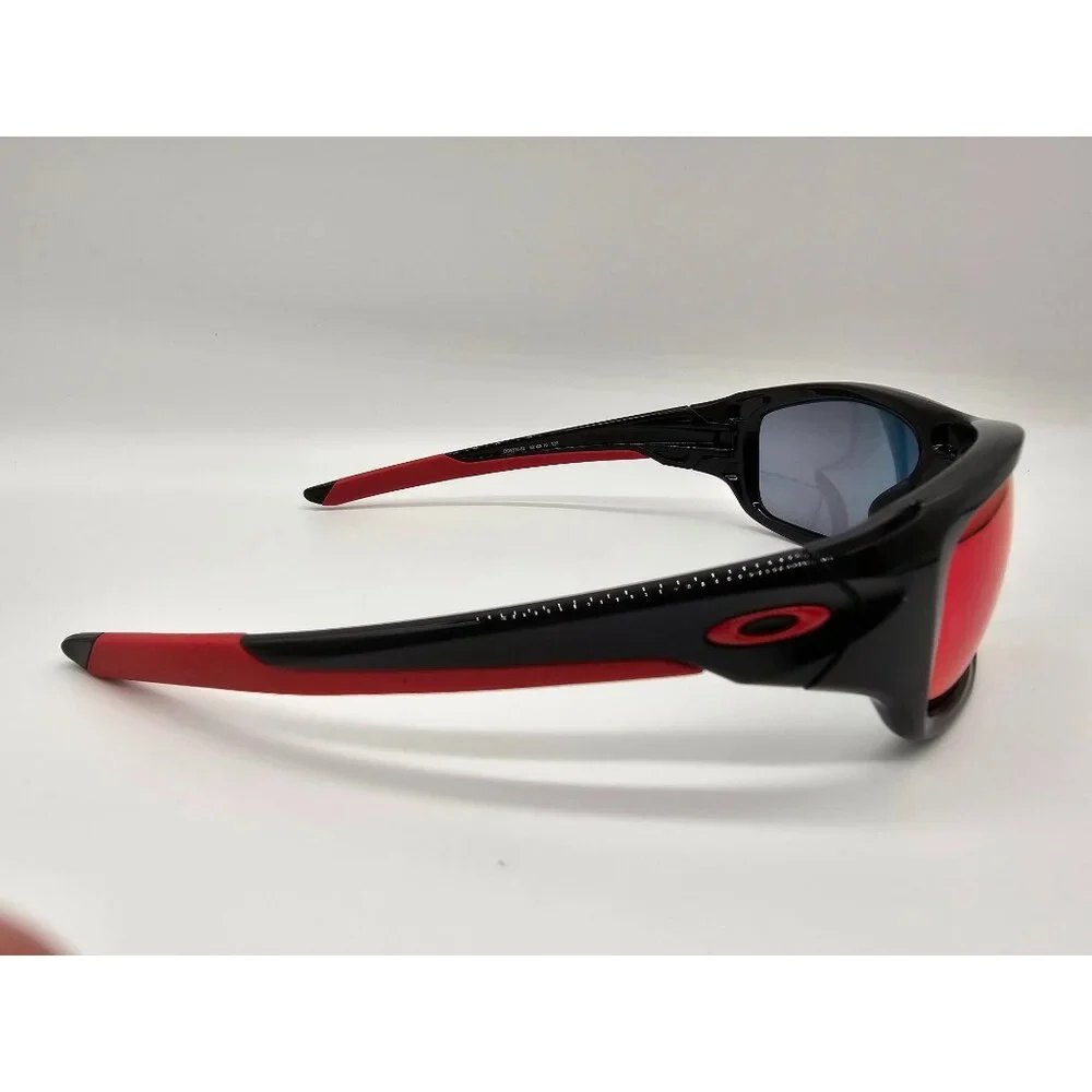 Oakley Valve Sunglasses Polished Black Frame Red Iridium Lens‎